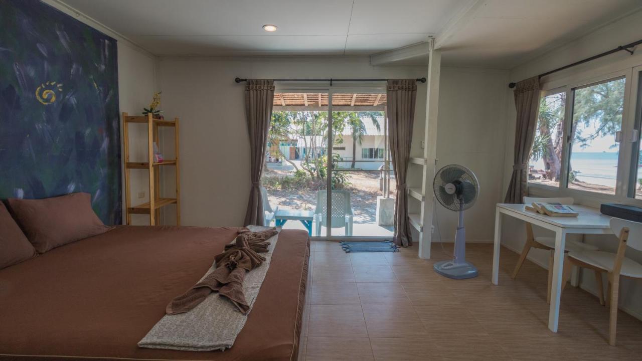 Phayam Friends Hotel Phajam-sziget Kültér fotó