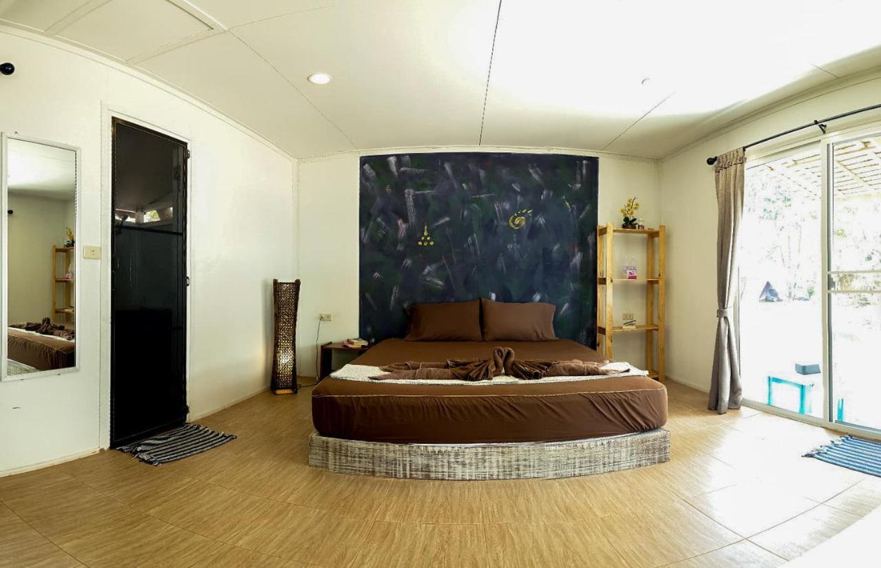 Phayam Friends Hotel Phajam-sziget Kültér fotó