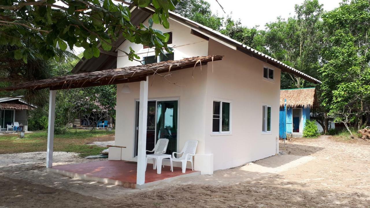 Phayam Friends Hotel Phajam-sziget Kültér fotó